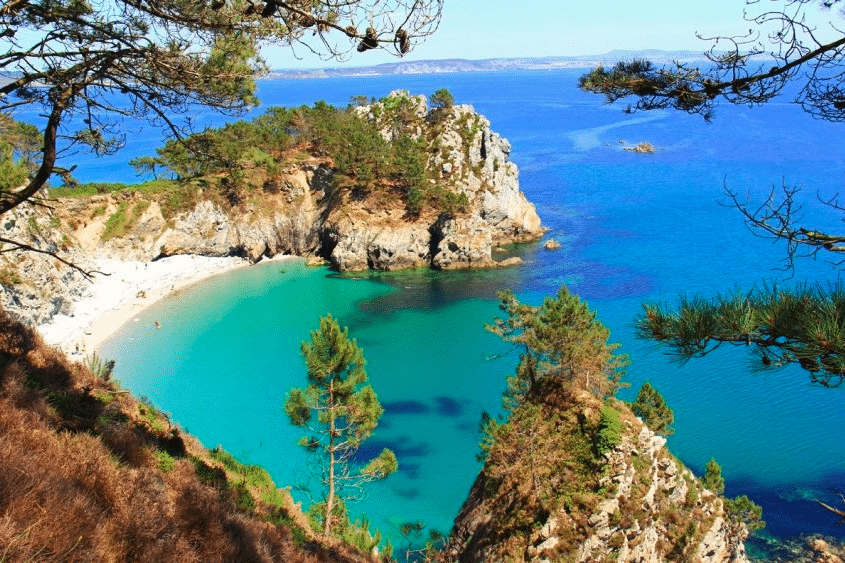 La plage de l’ile Vierge